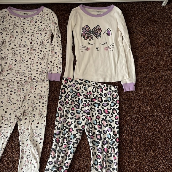Girls pijamas sets - Picture 3 of 4
